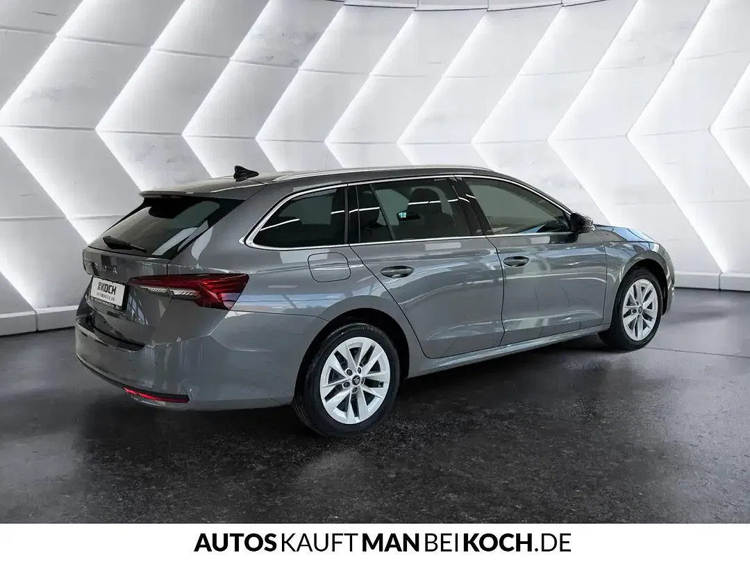 Skoda Octavia - Thumbnail 3