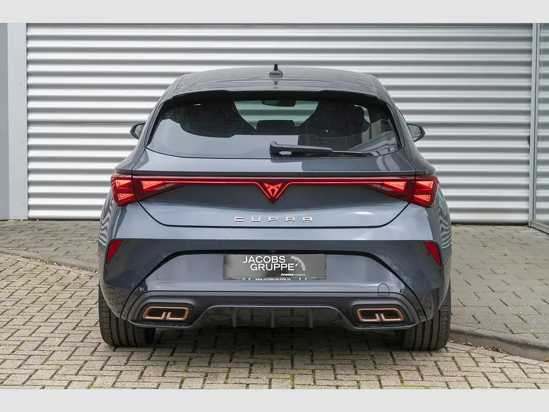 CUPRA Leon - Thumbnail 4