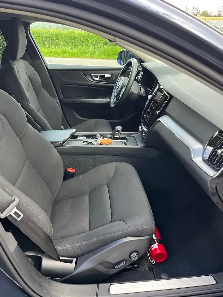 Volvo V60 - Thumbnail 12