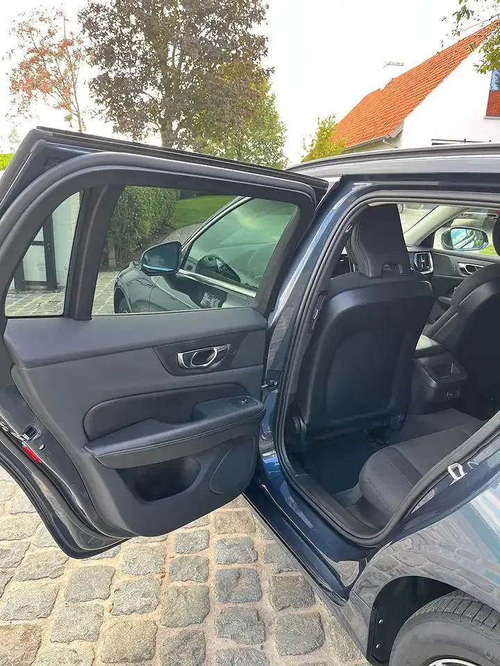 Volvo V60 - Thumbnail 13