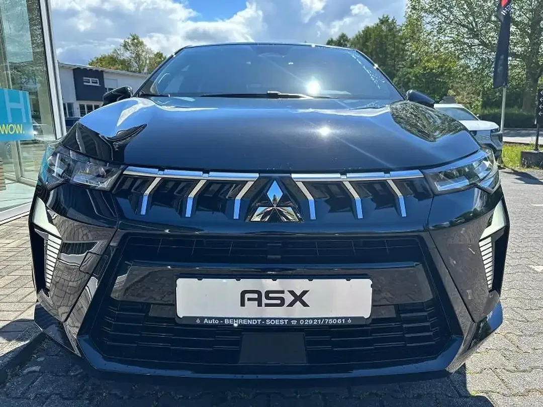 Mitsubishi ASX - Thumbnail 2