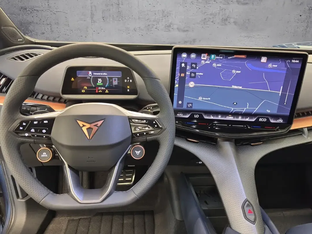 CUPRA Tavascan - Thumbnail 12