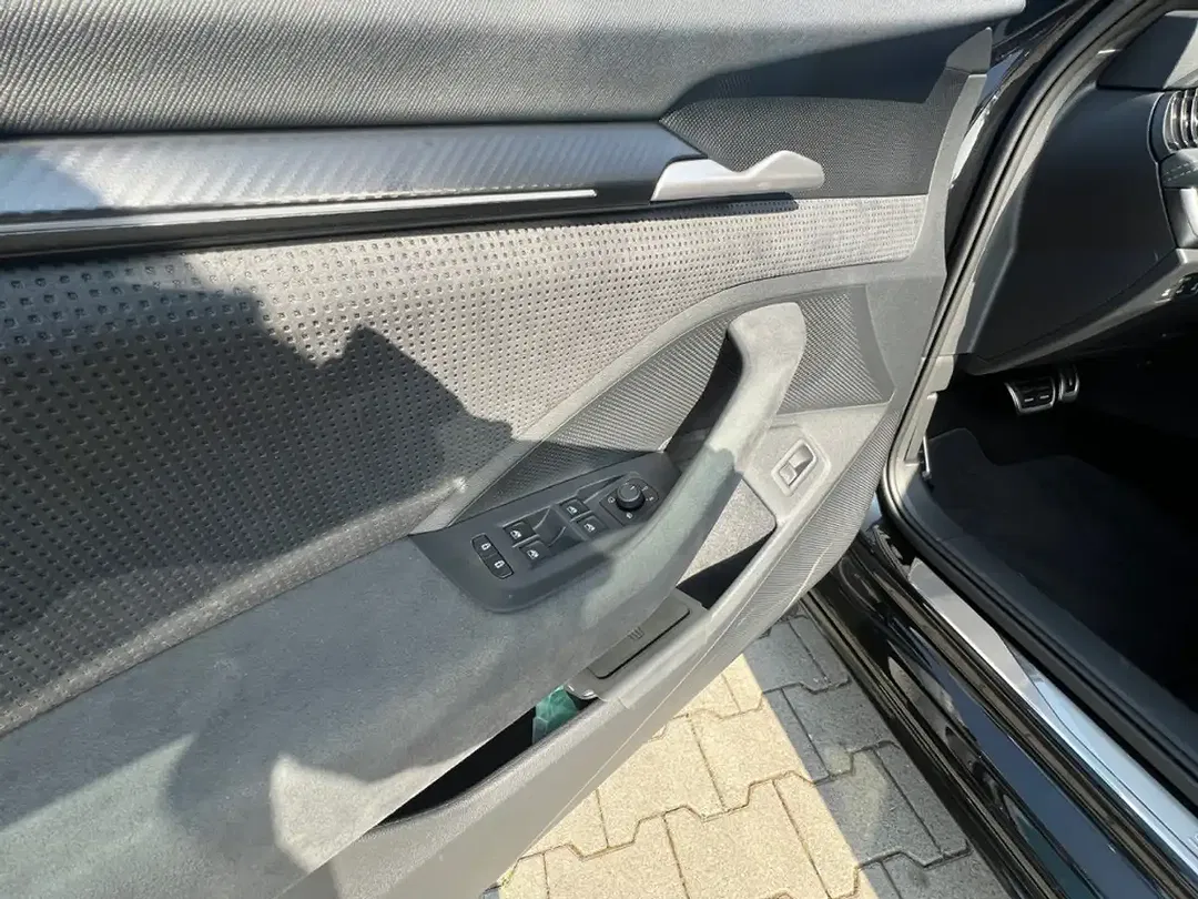 Skoda Superb - Thumbnail 8
