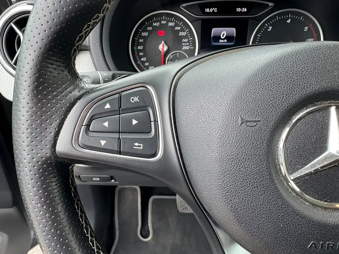 Mercedes-Benz B 200 - Thumbnail 13