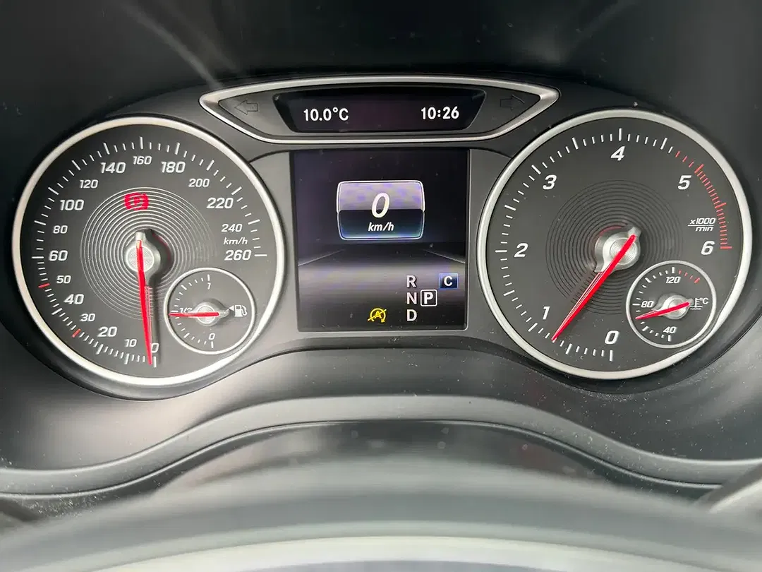 Mercedes-Benz B 200 - Thumbnail 15