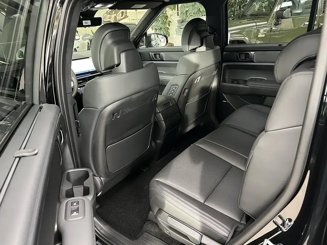 Hyundai SANTA FE - Thumbnail 14