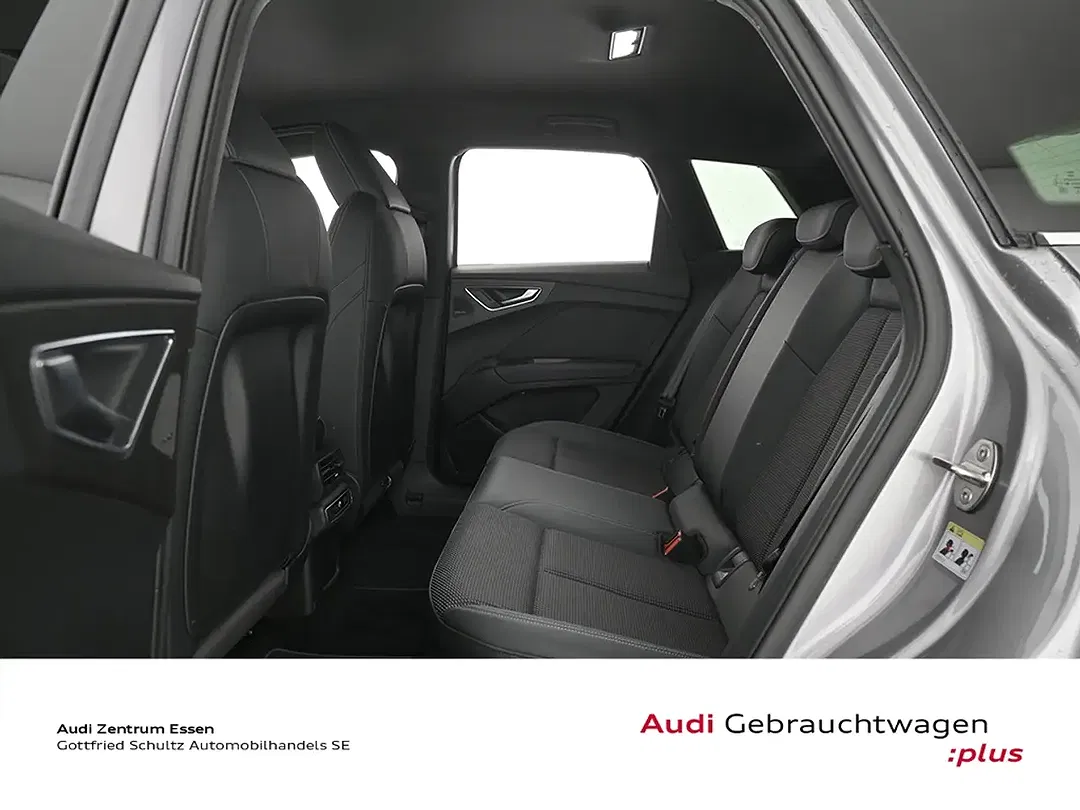Audi Q4 e-tron - Thumbnail 12