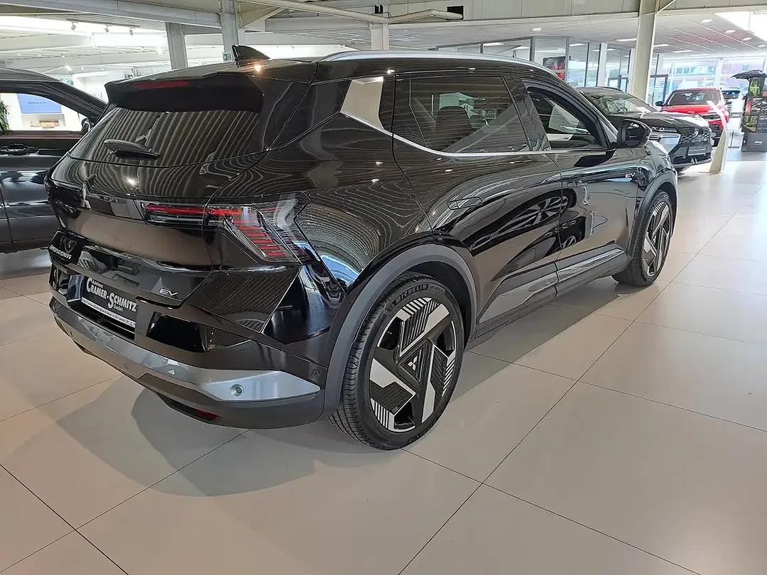 Mitsubishi Eclipse Cross - Thumbnail 5