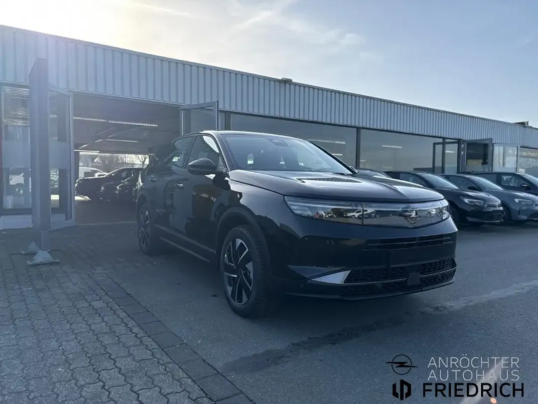 Opel Grandland - Thumbnail 2