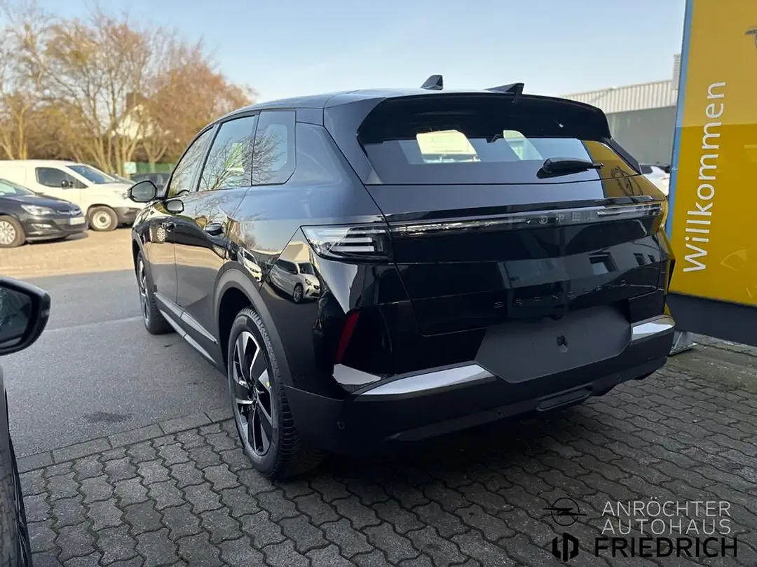 Opel Grandland - Thumbnail 4