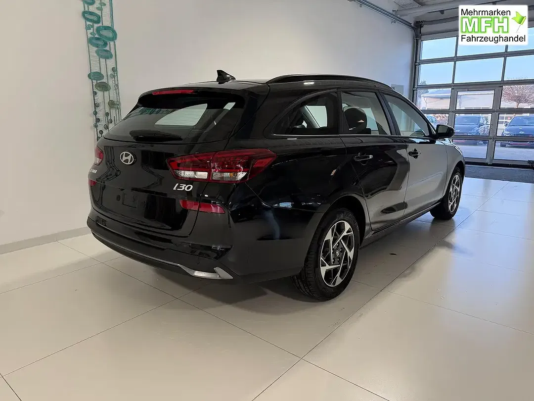 Hyundai i30 - Thumbnail 5