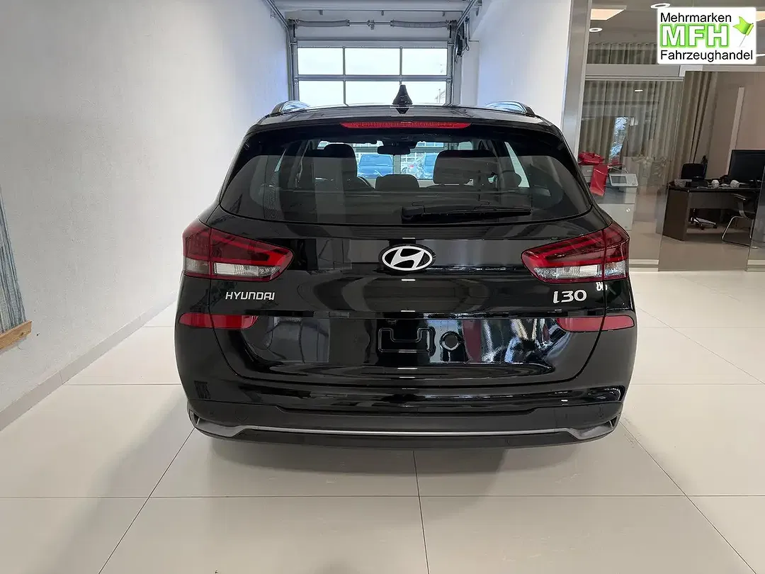 Hyundai i30 - Thumbnail 6