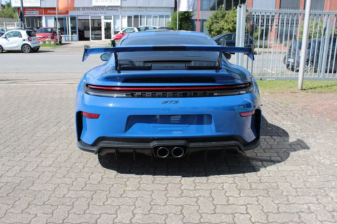 Porsche 992 - Thumbnail 5