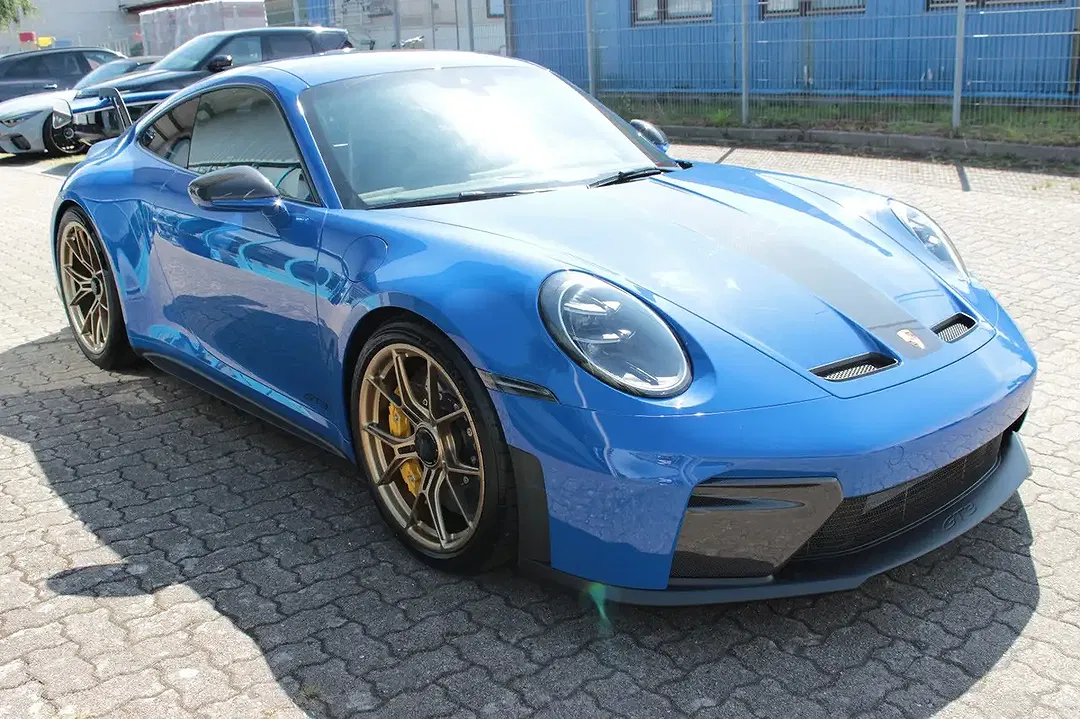 Porsche 992 - Thumbnail 7
