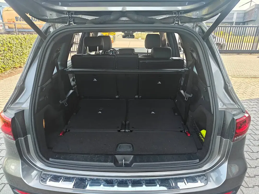 Mercedes-Benz GLB 180 - Thumbnail 3