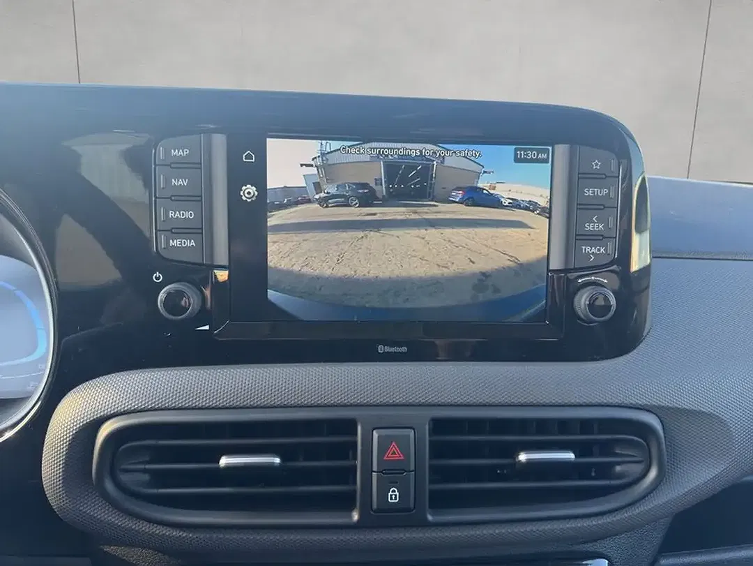 Hyundai i10 - Thumbnail 11
