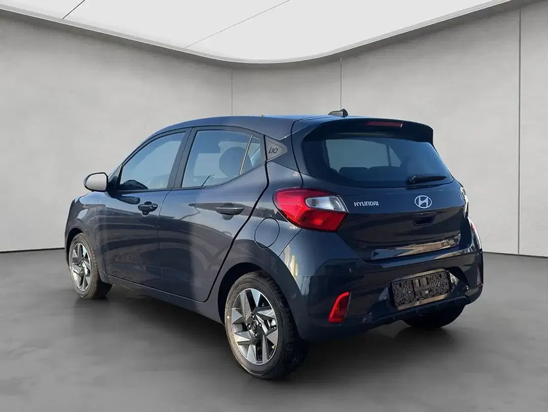 Hyundai i10 - Thumbnail 3