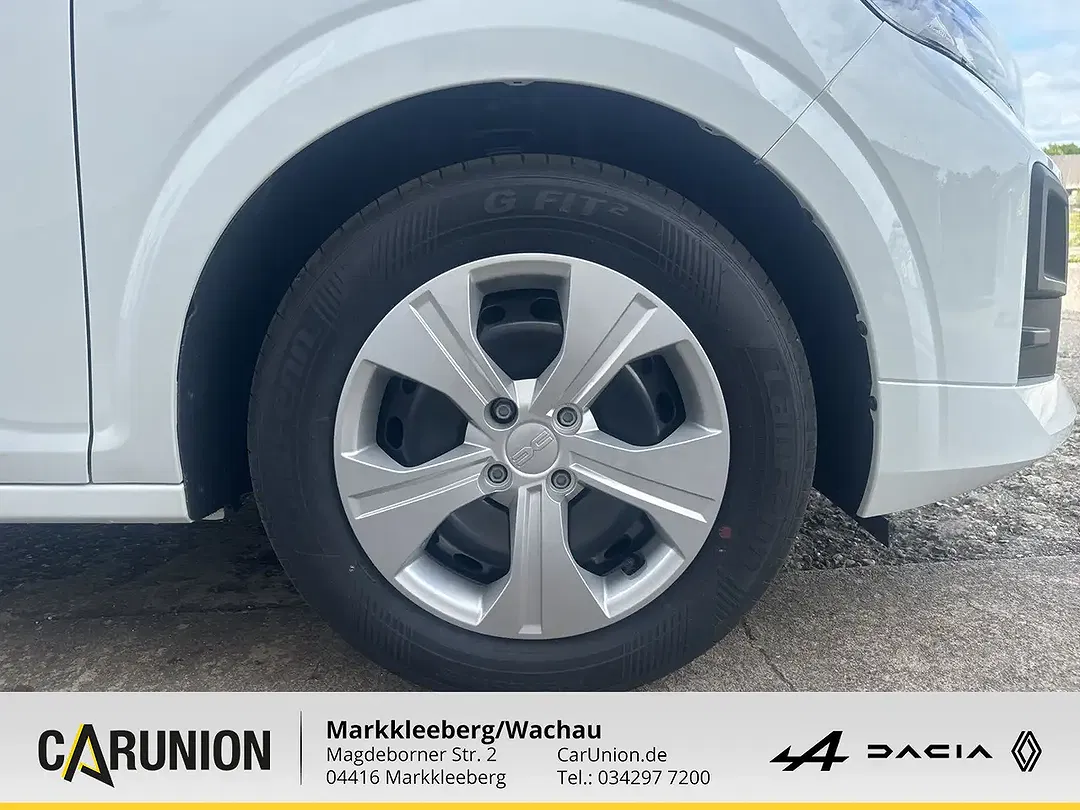 Dacia Sandero - Thumbnail 11