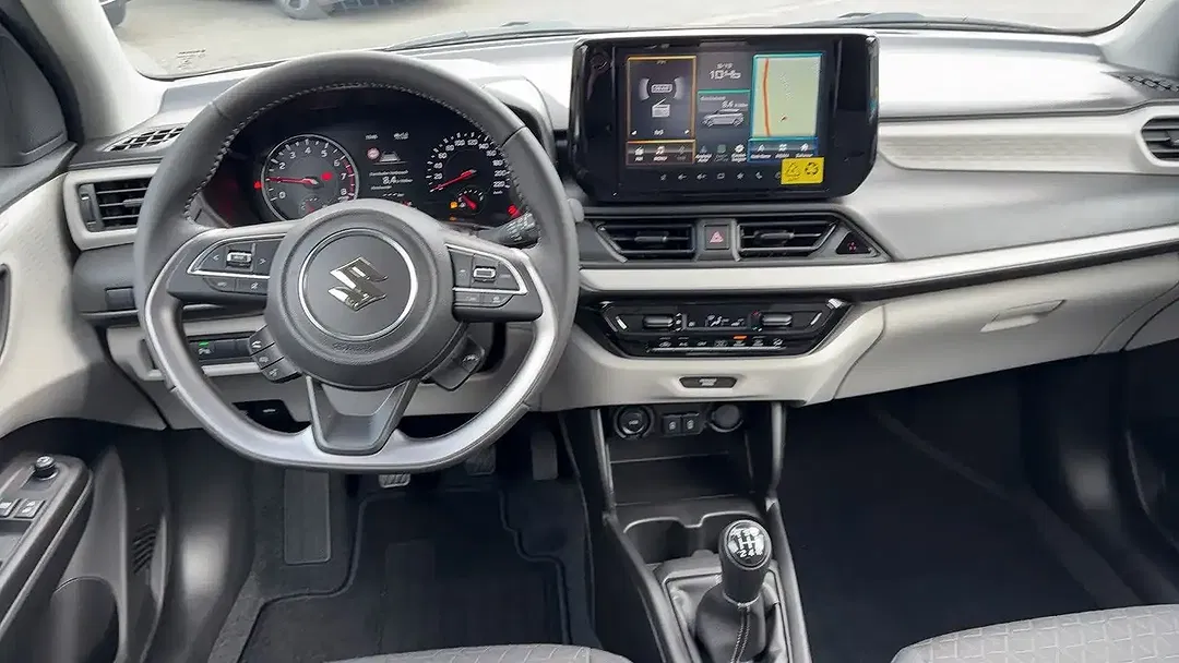 Suzuki Swift - Thumbnail 10
