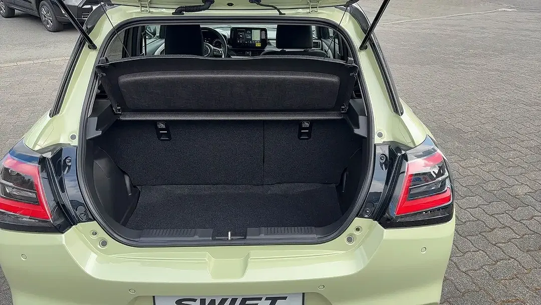 Suzuki Swift - Thumbnail 12