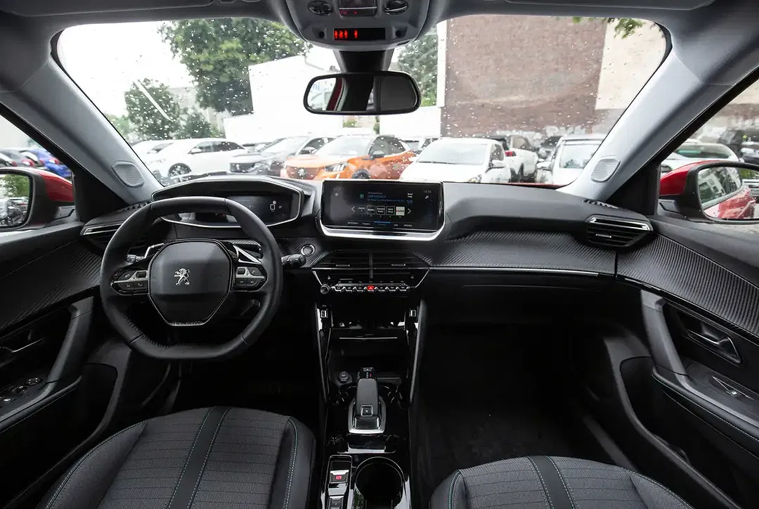 Peugeot 2008 - Thumbnail 6