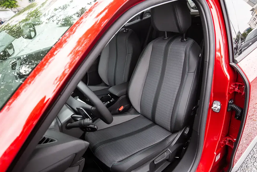 Peugeot 2008 - Thumbnail 7