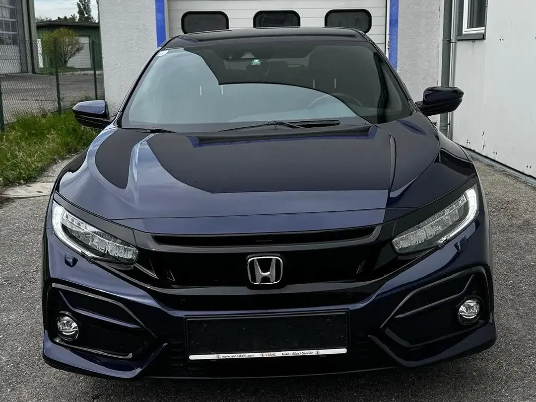 Honda Civic - Thumbnail 2