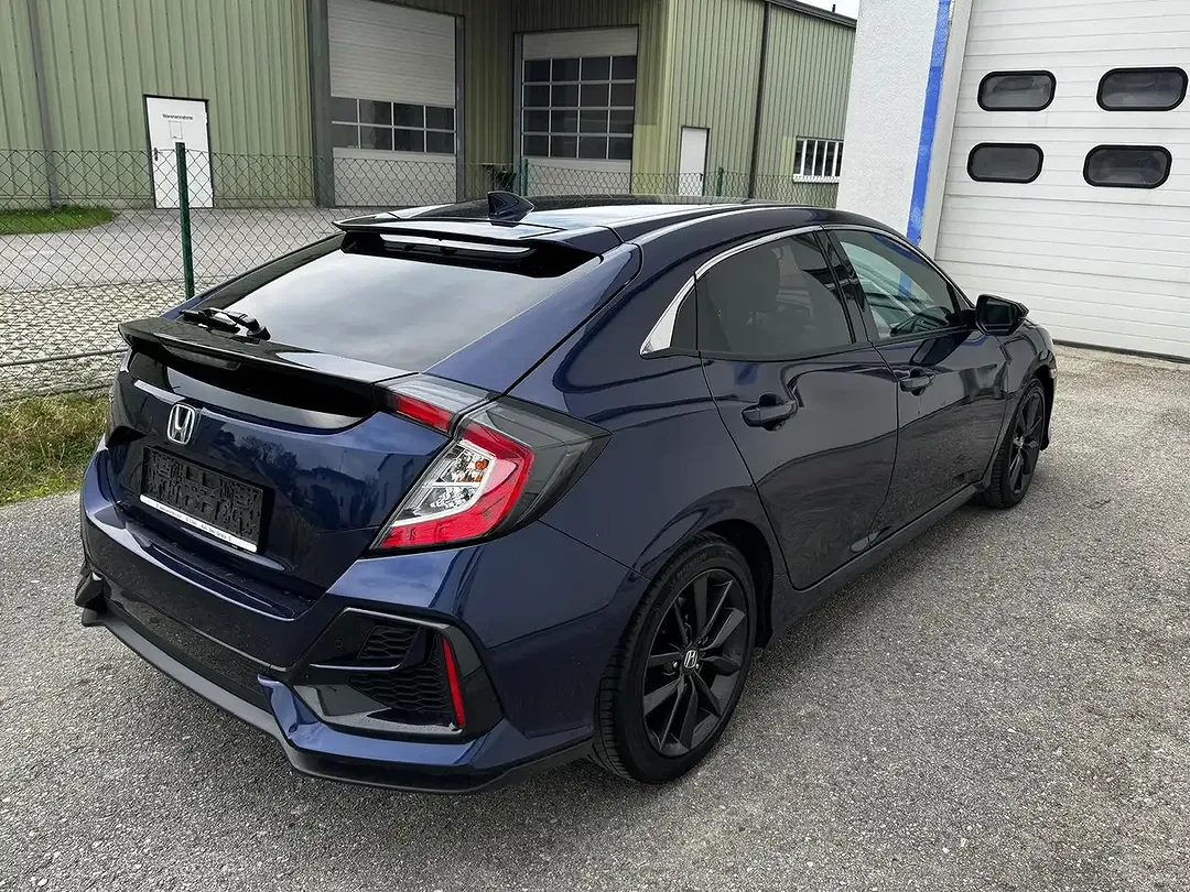 Honda Civic - Thumbnail 6