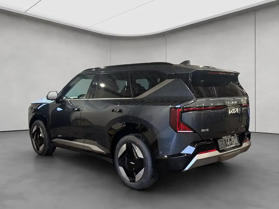 Kia EV5 - Thumbnail 3