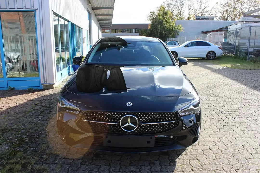 Mercedes-Benz CLA 180 - Thumbnail 6