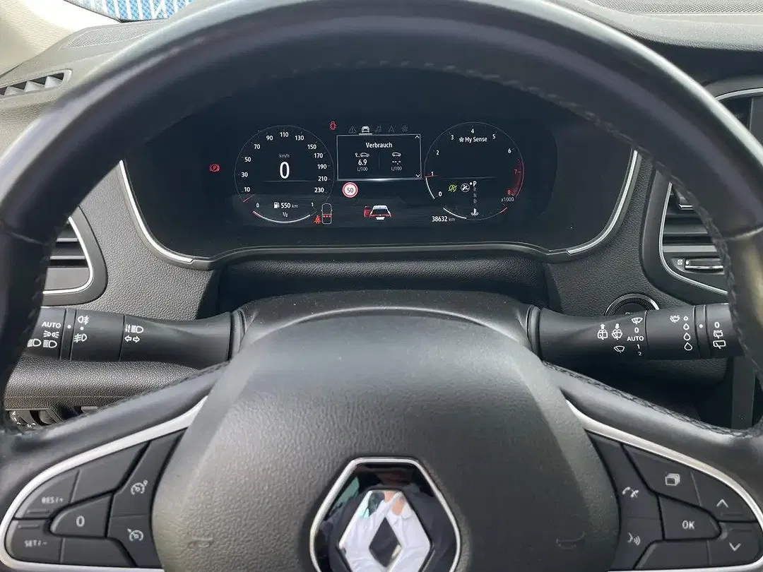 Renault Megane - Thumbnail 13