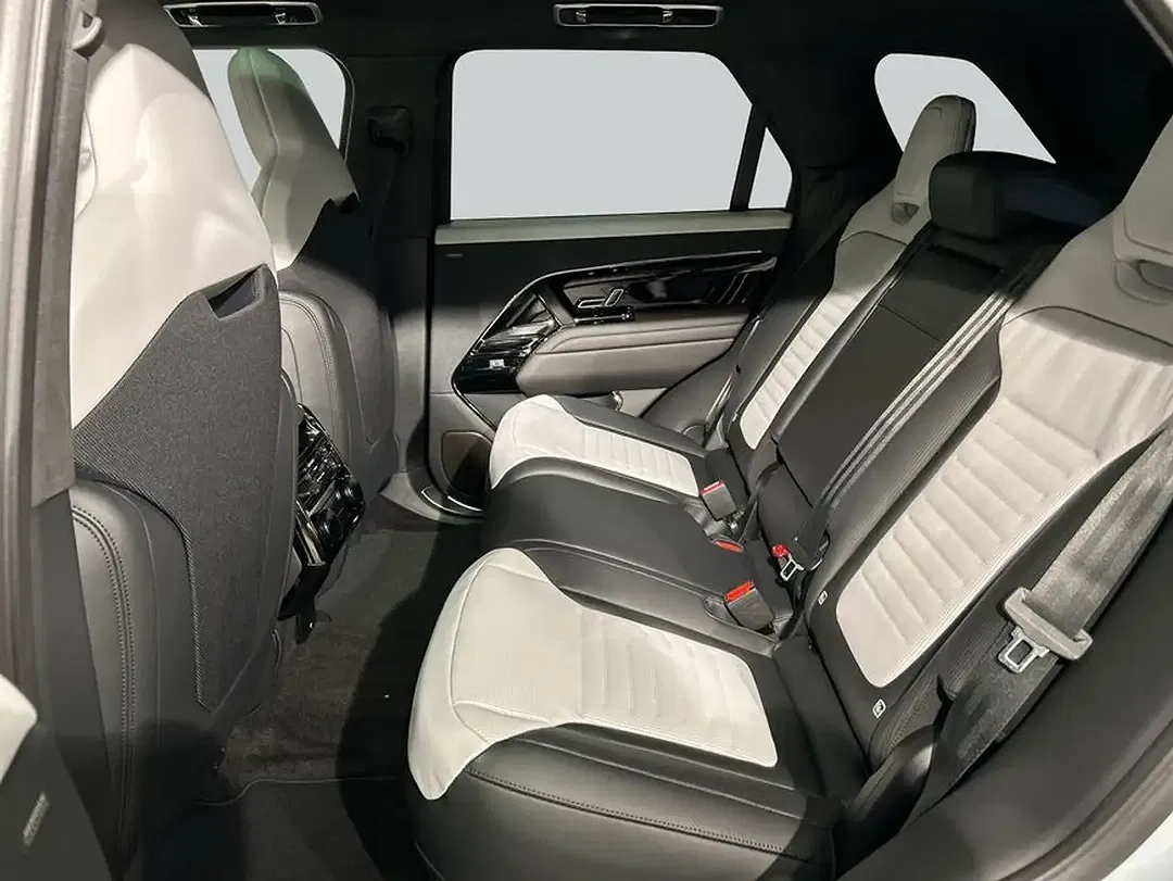 Land Rover Range Rover Sport - Thumbnail 5