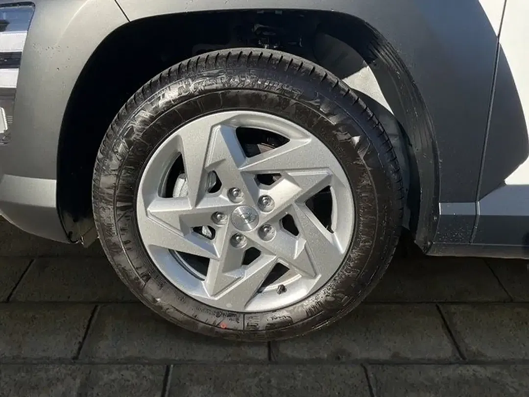 Hyundai KONA - Thumbnail 14