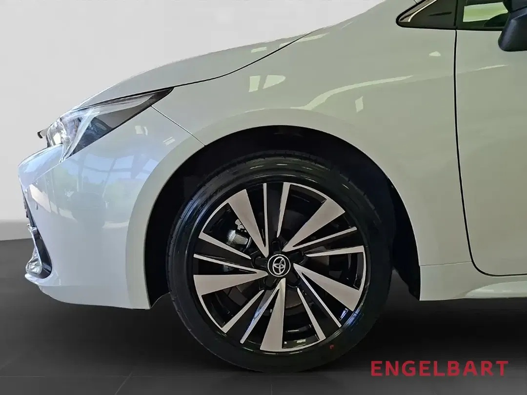 Toyota Corolla - Thumbnail 15