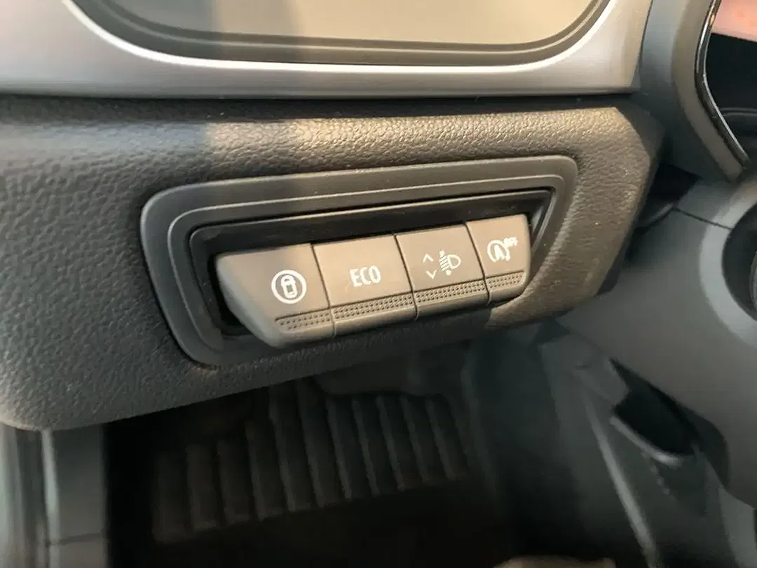 Mitsubishi ASX - Thumbnail 22