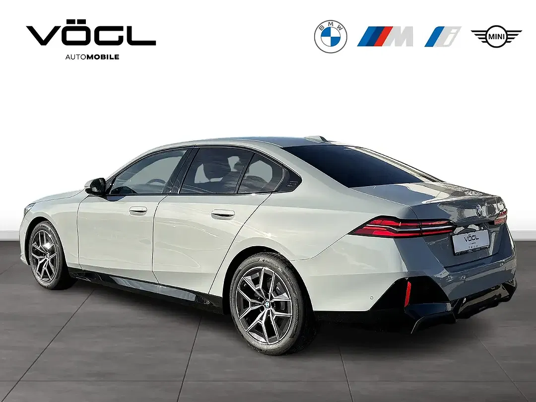 BMW 520 - Thumbnail 5