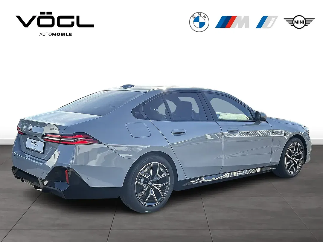 BMW 520 - Thumbnail 7