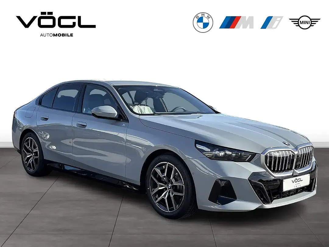 BMW 520 - Thumbnail 8
