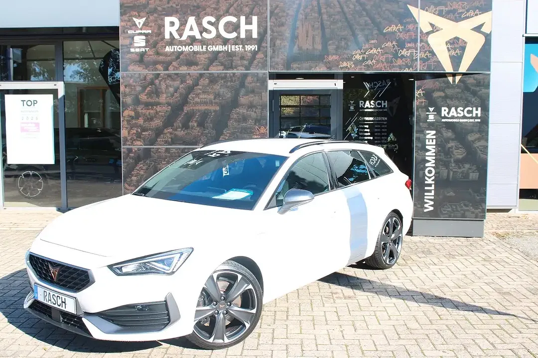 CUPRA Leon - Thumbnail 1