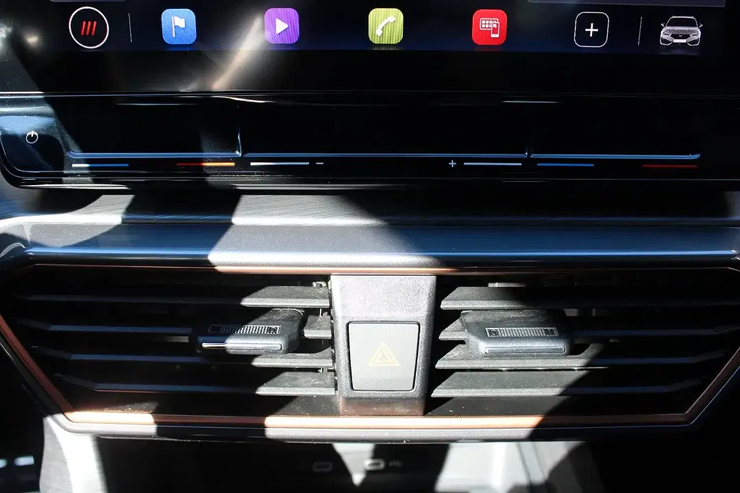CUPRA Leon - Thumbnail 11