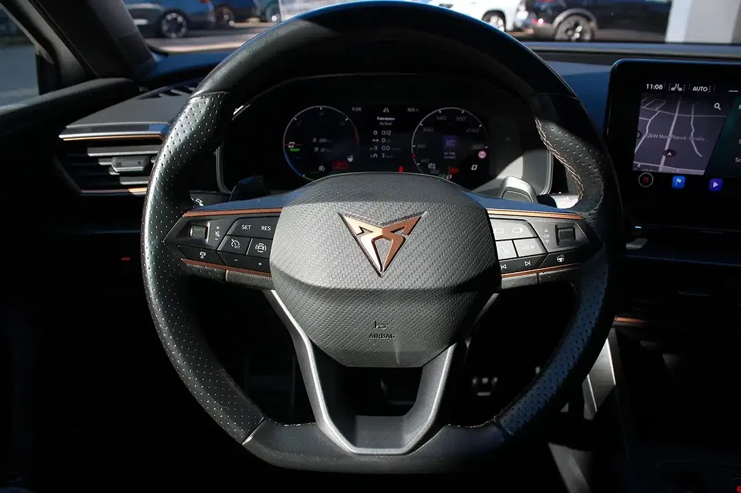 CUPRA Leon - Thumbnail 8