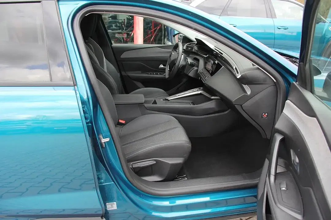 Peugeot 408 - Thumbnail 14