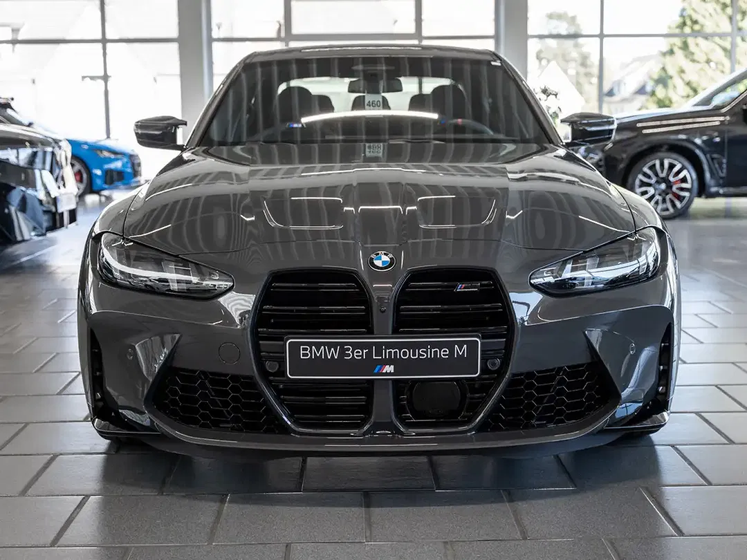 BMW M3 - Thumbnail 3