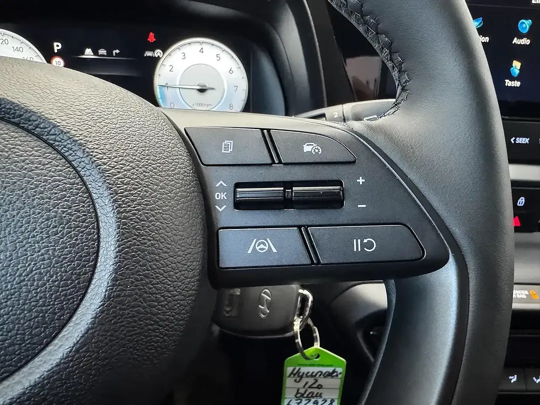 Hyundai i20 - Thumbnail 13