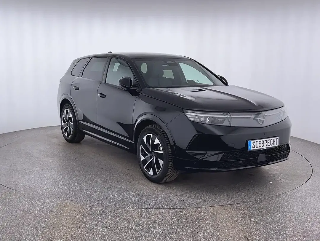 Opel Grandland - Thumbnail 3