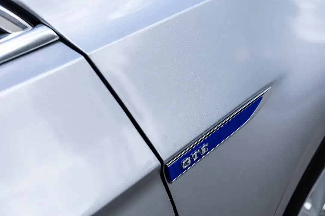 Volkswagen Passat Variant - Thumbnail 10