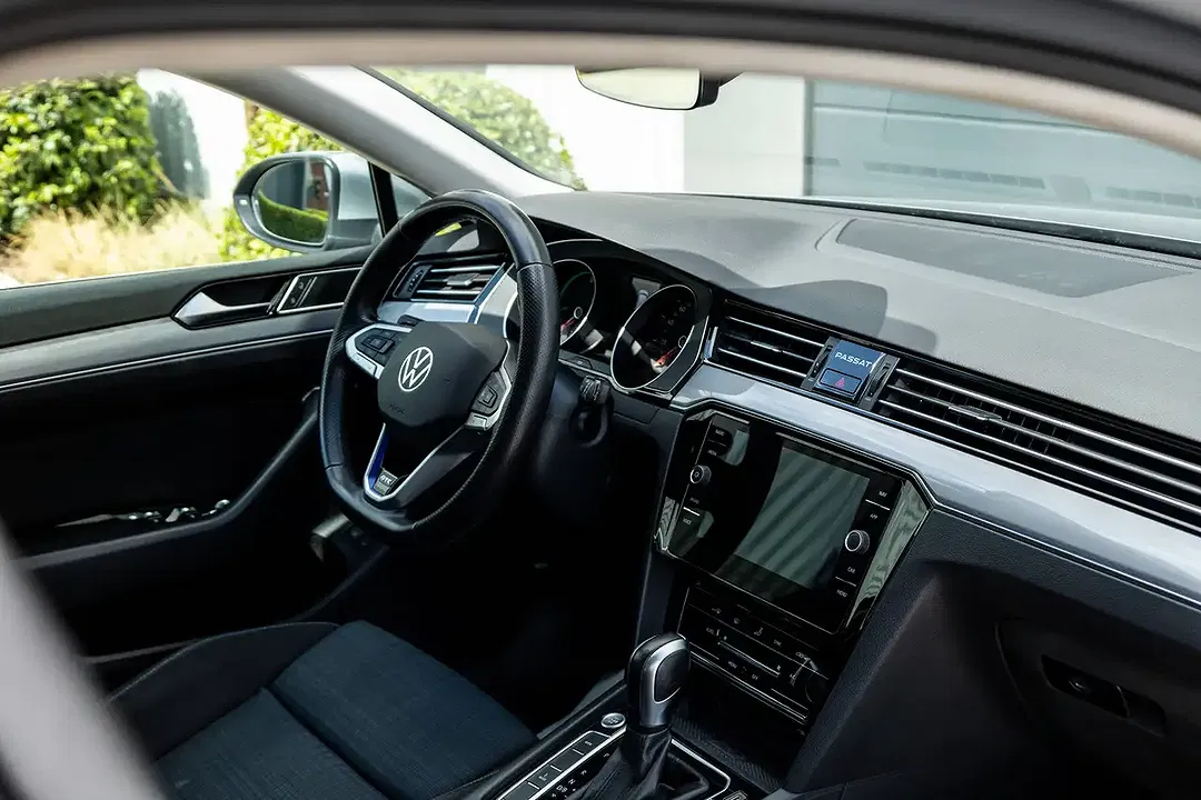Volkswagen Passat Variant - Thumbnail 29