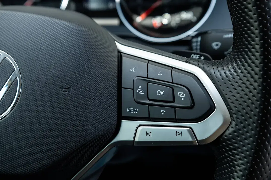 Volkswagen Passat Variant - Thumbnail 32