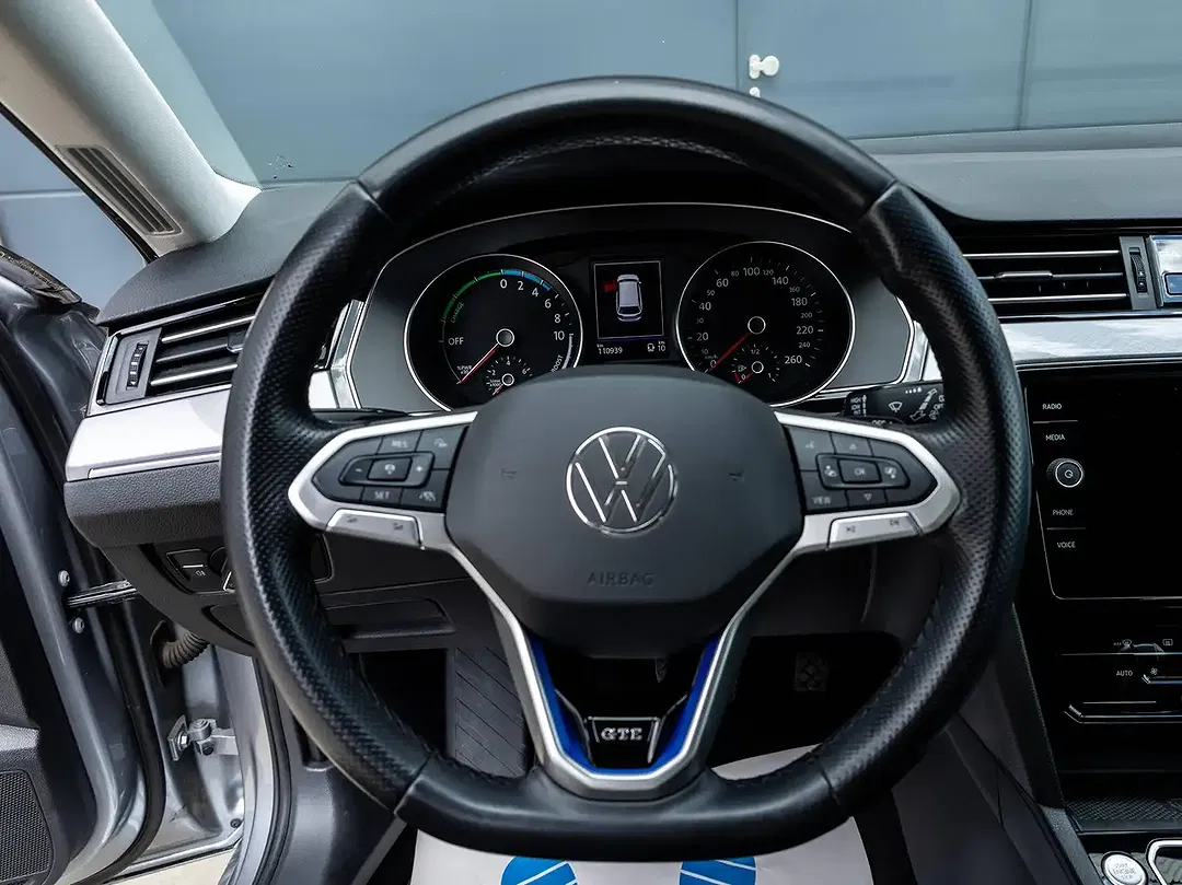 Volkswagen Passat Variant - Thumbnail 46