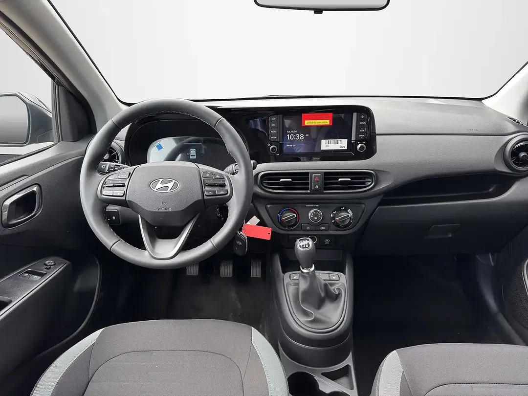 Hyundai i10 - Thumbnail 9